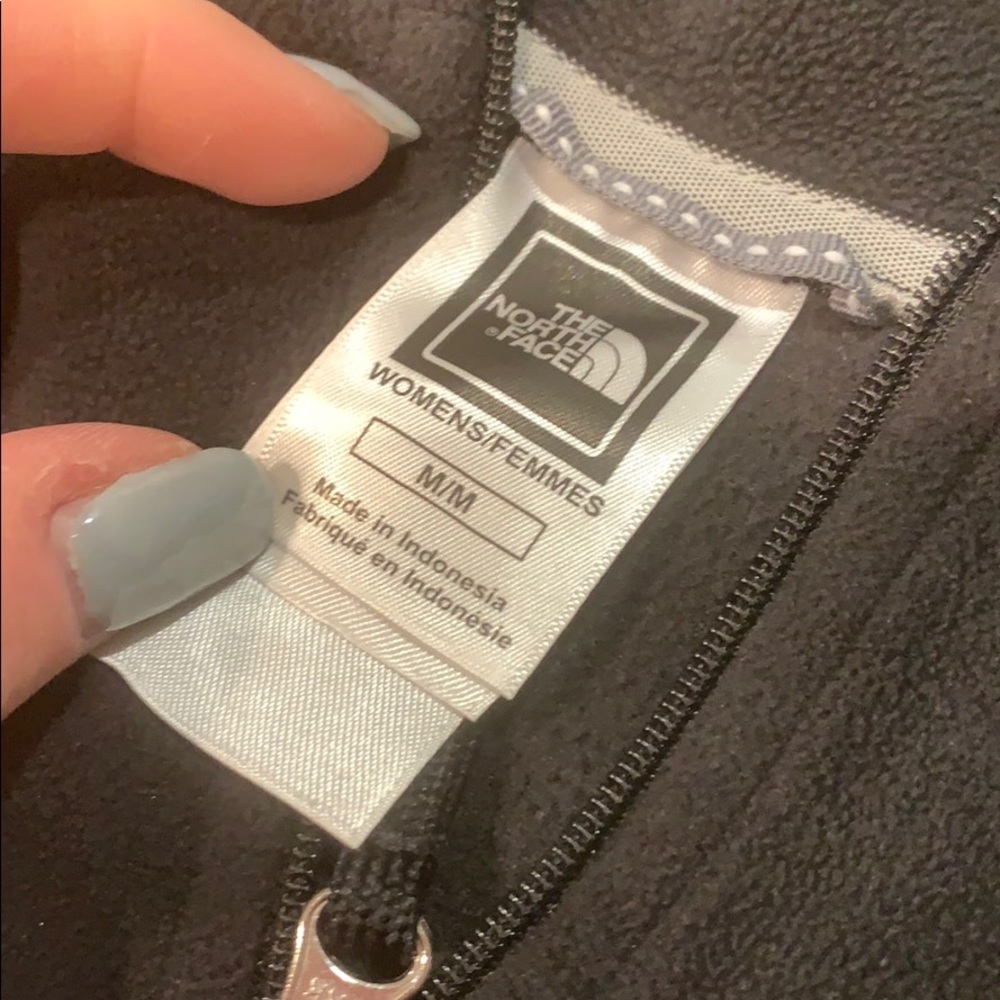 Northface Pullover - image 3